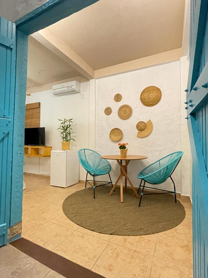 Villa Tie Парати Екстериор снимка